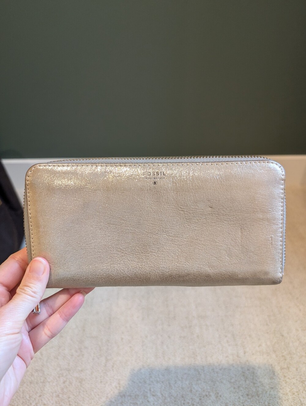 Fossil Large Gold Shimmer Leather Full Zip Wallet